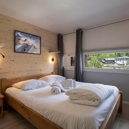 Grand Roc - Campanules 311 - Happy Шамоні